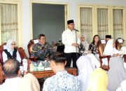 Zulpakar Adakan Sunat Massal Di Kampung Halamannya