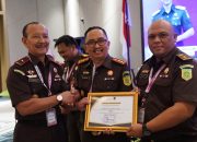 Kejari Way Kanan Raih Peringkat II PAPBB Lampung 2025