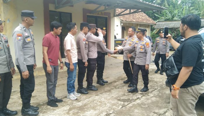 Kapolres Way Kanan Kunjungi Polsek Kasui” Disambut Hangat Kapolsek Nur Syamsi beserta Jajaran