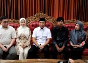 Parosil Tegaskan Pembangunan Lampung Barat Berbasis SDM, Puluhan Mahasiswa Dibiayai Hingga Lulus