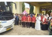Bupati Lampung Timur, Ela Siti Nuryamah, Melepas 232 Jemaah Calon Haji (JCH) yang Tergabung Dalam Kloter 14 JKG di Islamic Center