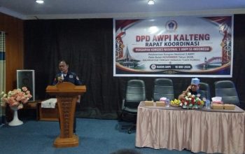 Pembina Dewan Pimpinan Daerah (DPD) Asosiasi Wartawan Profesional Indonesia (AWPI) Kalimantan Tengah Menyampaikan Sambutan pada Rapat Koordinasi (Rakor) Persiapan Pelaksanaan Kongres II AWPI 2026