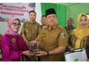 Wakil Bupati Lampung Timur Azwar Hadi dalam Sambutannya Menyampaikan Bahwa Peringatan Hari Kartini Bukan Sekedar Kegiatan Seremonial