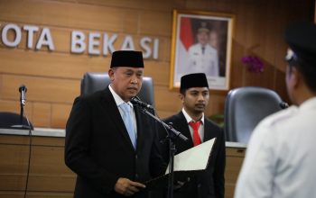 Lantik 24 Pejabat, Wali Kota Bekasi Minta ASN Terbuka Terhadap Kritik Masyarakat