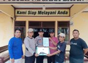 Sinergi jaga Kamtibmas, Warga Karta Jaya Serahkan Senpi Rakitan kepada Polsek Negara Batin