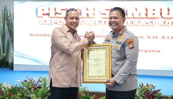 Pisah Sambut Kapolres Metro Bekasi Kota, Wali Kota Bekasi Apresiasi Pengabdian dan Sambut Kepemimpinan Baru