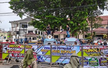 Rp82,5 Miliar Jadi Sorotan, ALAM BAKA Geruduk Pemkot, Wali Kota Tak Temui Massa